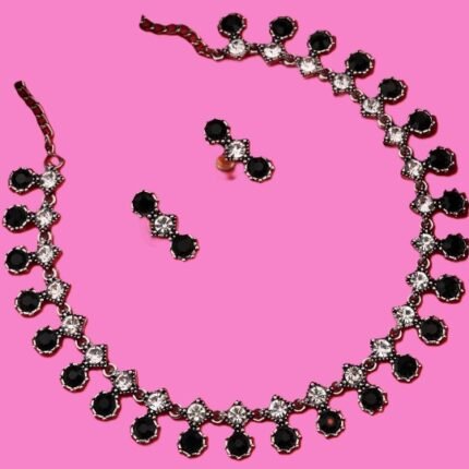 Elegant Black Zircon Silver Necklace