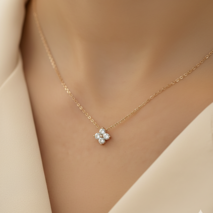 925 Silver Flower/Clover Necklace with American Diamonds