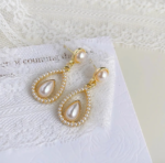Elegant Teardrop Pearl Dangle Earrings - Image 3