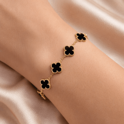 The Onyx Clover Anti-Tarnish Bracelet
