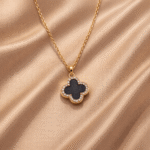Seraya Noir Clover Pendant - Image 2