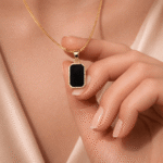 Nyra Noir Pendant