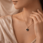 Seraya Noir Clover Pendant - Image 3