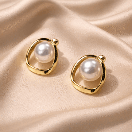 Pearl Gold Stud Earrings